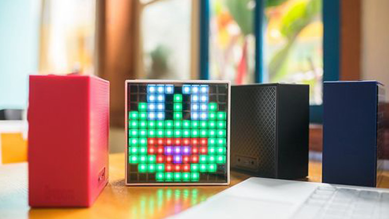 超薄柔性顯示屏在個性化鬧鐘光效設(shè)計(jì)